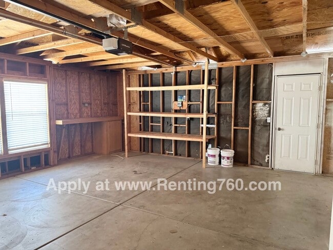 Building Photo - Spacious 4 Bed Home in Copper Hills Neighborhood!