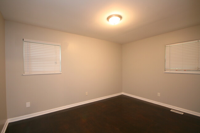 Building Photo - 3126 Las Animas Ave NW