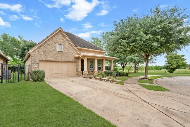 Building Photo - 5327 Metzger Ct