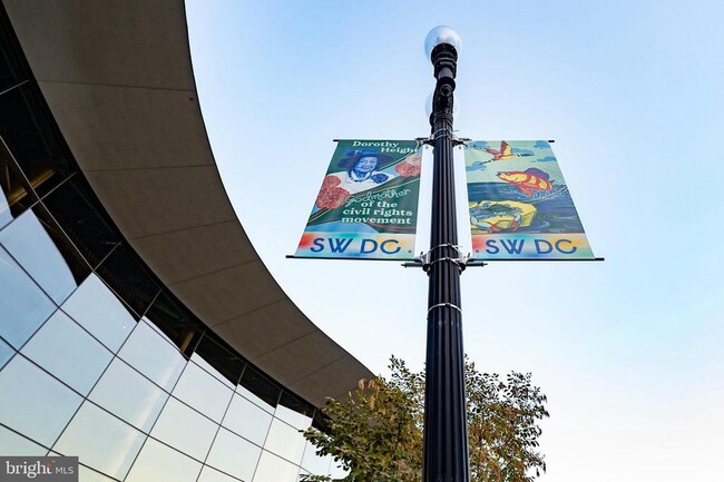 Building Photo - 429 N St SW