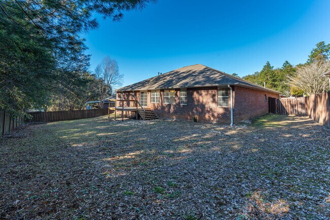 Building Photo - 654 Territory Ln
