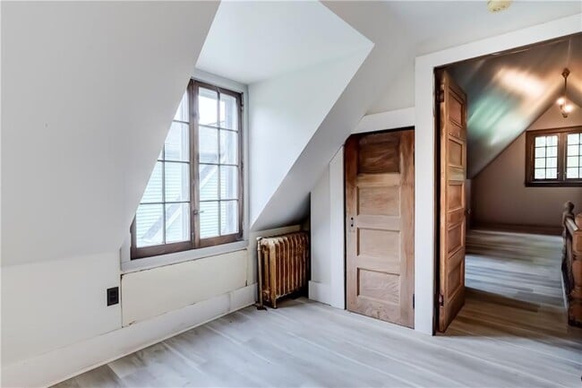 Building Photo - 500 Oxford St