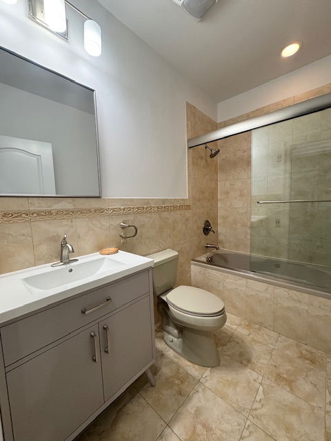 Building Photo - 52 Myrtle Ave