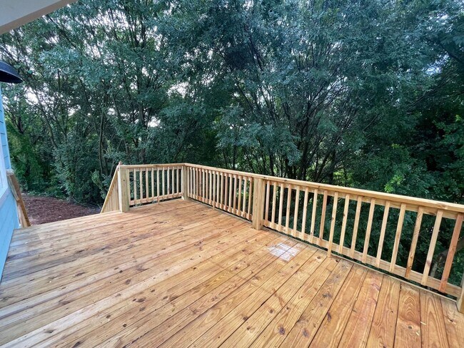 Building Photo - 172 Magnolia Bluff Dr