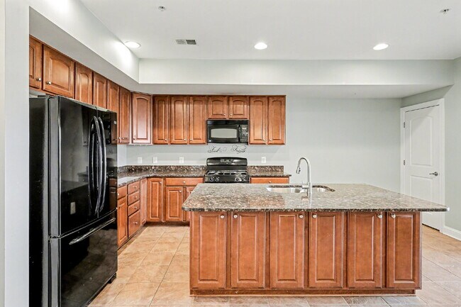 Building Photo - Welcome Home!!