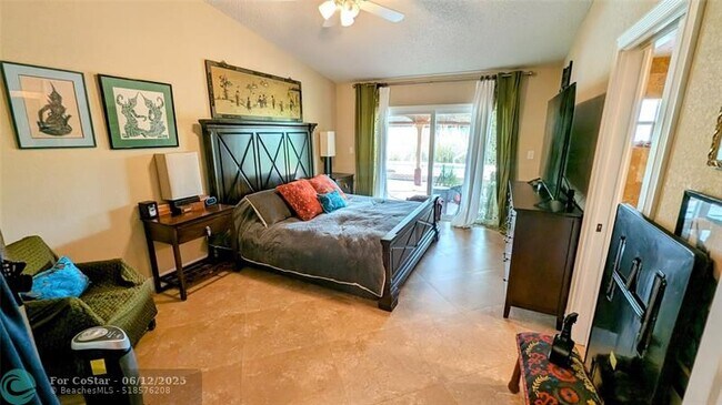 Building Photo - 8105 Nutmeg Way