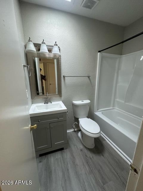 Building Photo - 6046 W Townley Ave