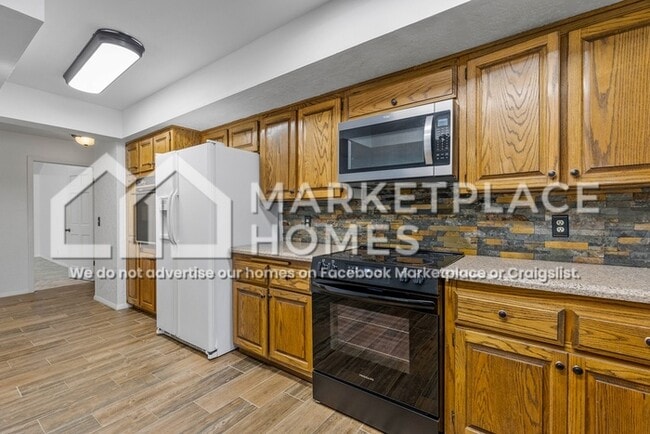 Building Photo - 2155 N Rio De Flag Dr