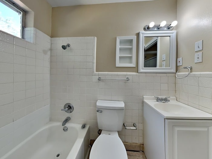 Building Photo - 2925 Caribbean Dr