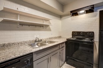 Building Photo - City View Apartments