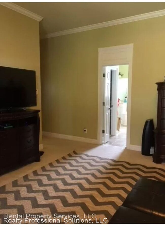 Building Photo - 4 br, 3.5 bath House - 8312 Chadburn Crossing