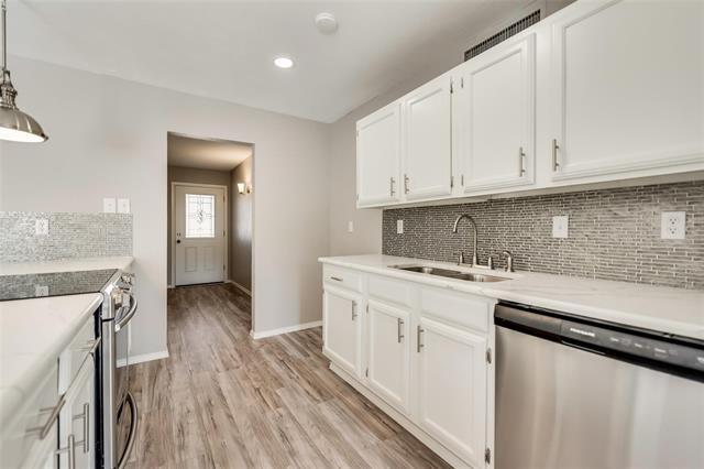 Building Photo - 714 Meadow Mead Dr