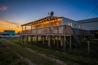 Building Photo - 514 Texas St