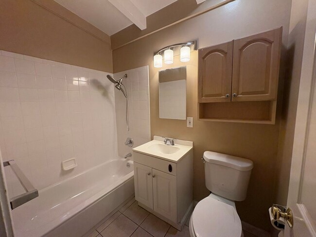 Building Photo - Pet Friendly Single Family Home for Rent i...