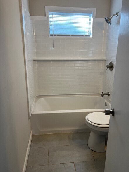 Hall Bath - 323 Sally Dr