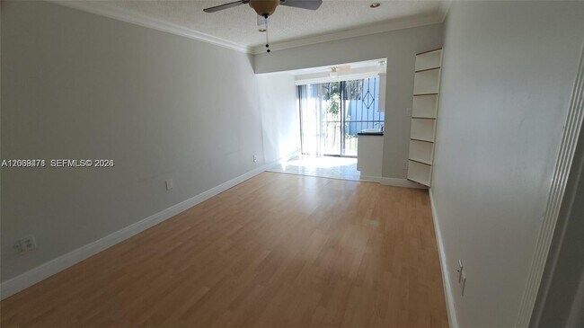Building Photo - 5813 SW 140th Ave