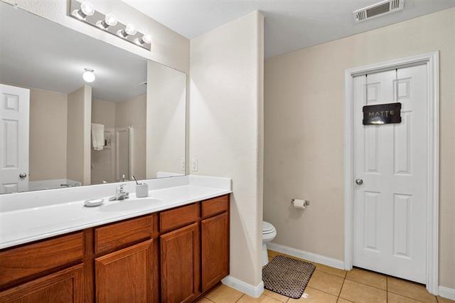 Building Photo - 121 Dodge City Ct