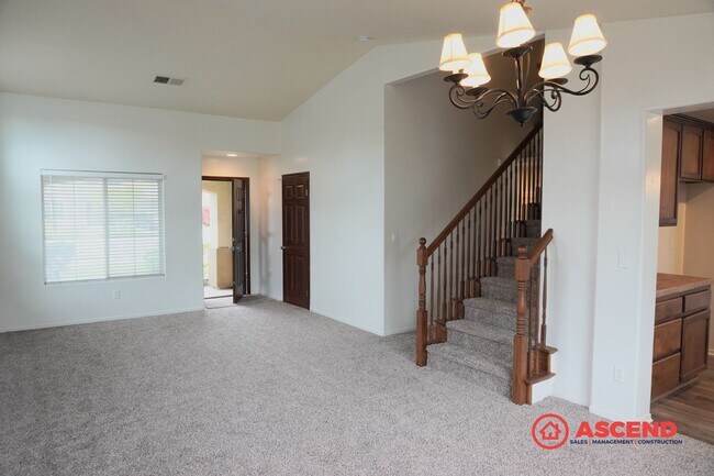 Building Photo - Corner Home Located in the Southwest!