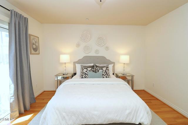 Building Photo - 3855 Ingraham St