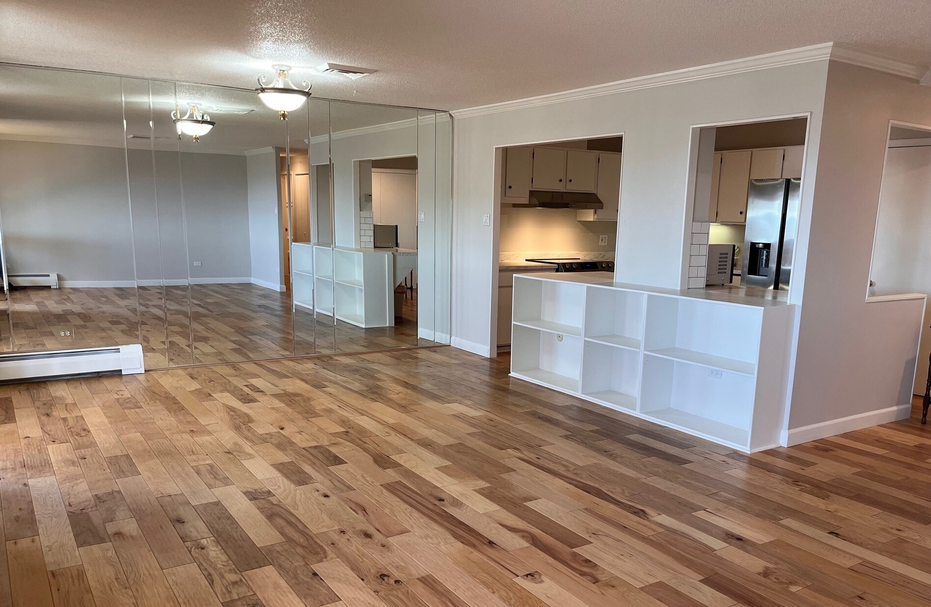 Living Room - 3131 E Alameda Ave