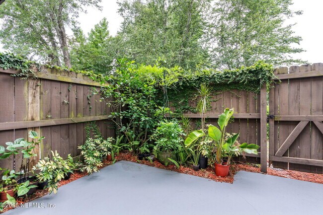 Building Photo - 4807 Evenlode Ln