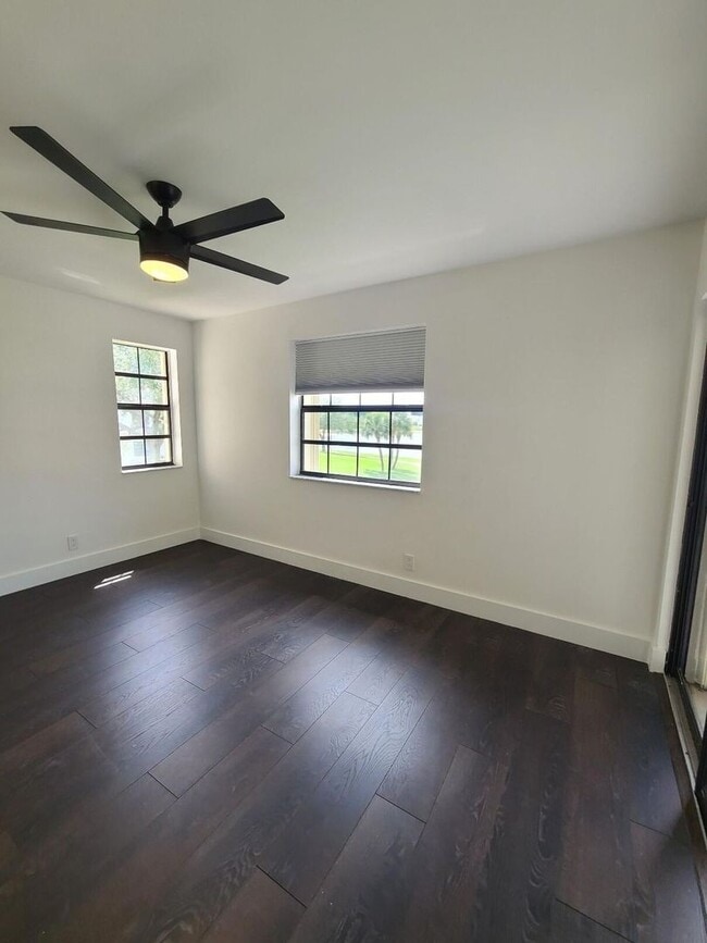 Building Photo - 3190 Leewood Terrace