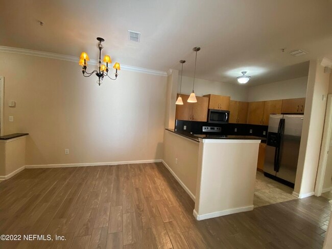 Building Photo - 5617 Bowden Rd