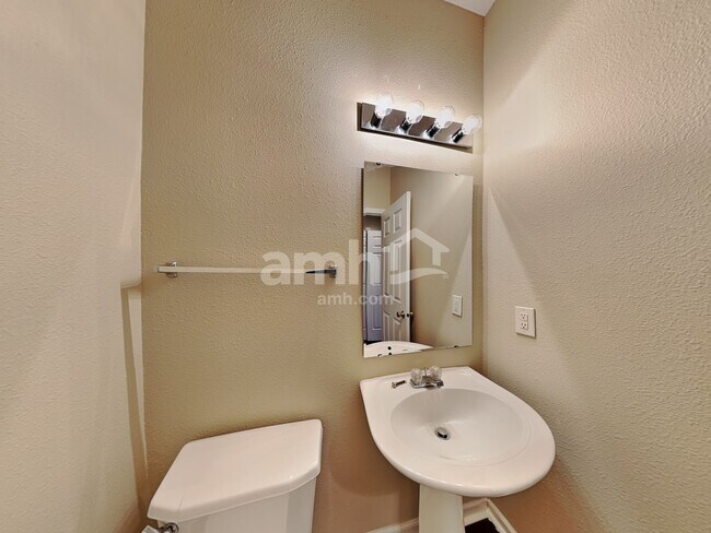 Building Photo - 12187 Running Springs Rd