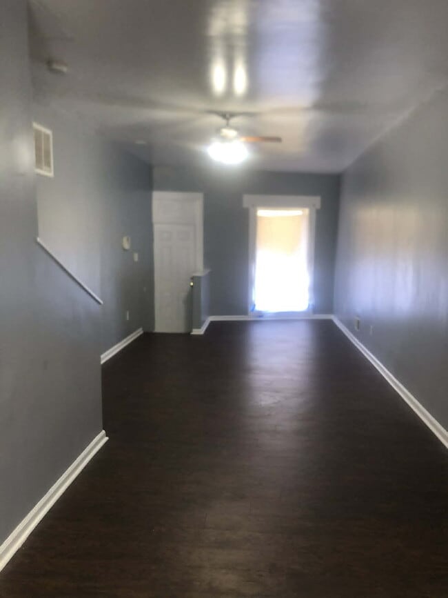 Building Photo - Welcome home to this charming 2-bedroom gem on St. Benedict Street!