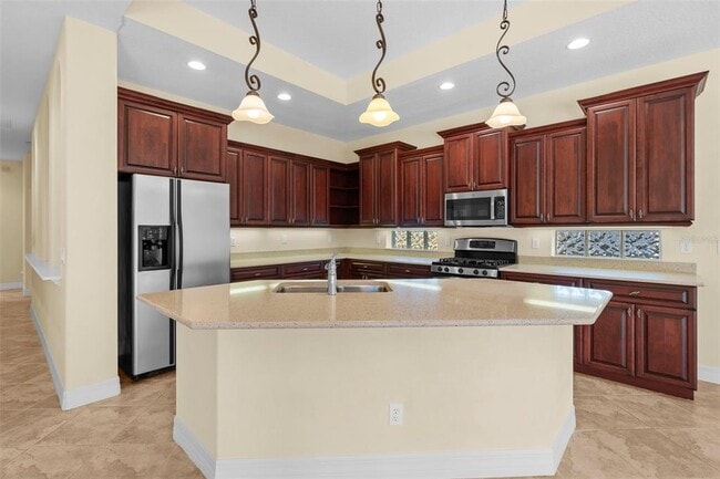 Building Photo - 650 Crane Prairie Way