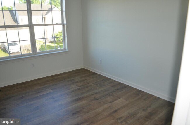 Building Photo - 12113 Fallen Timbers Cir