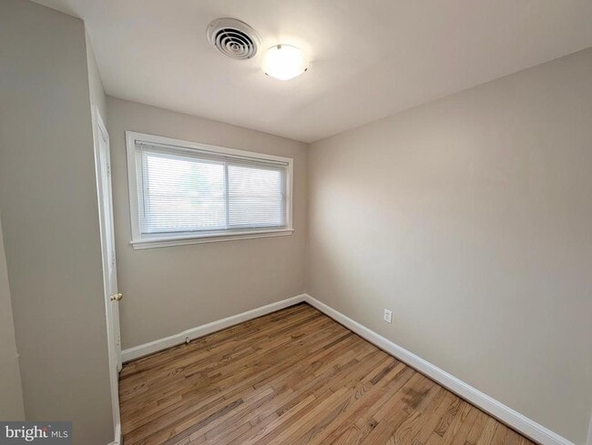 Building Photo - 6643 23rd Pl