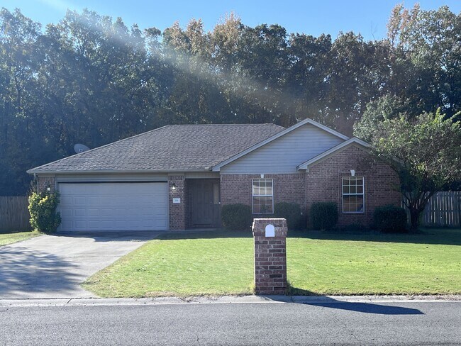 Primary Photo - 54 W Plaza Blvd