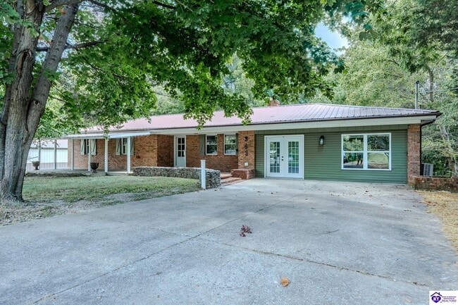 Primary Photo - 343 Meadowview Dr