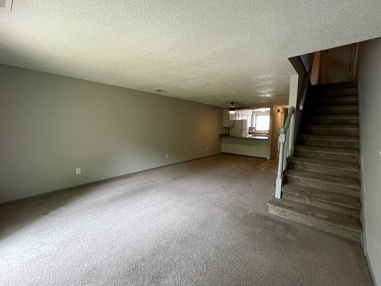 Building Photo - 3525 Redbird Trail