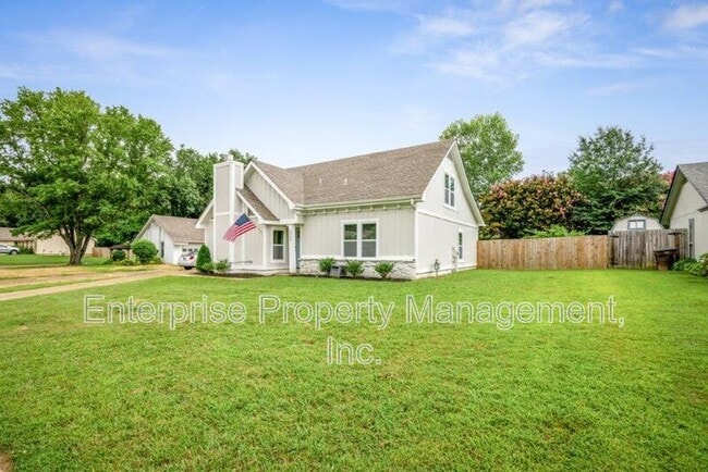Building Photo - 2988 Christoval St