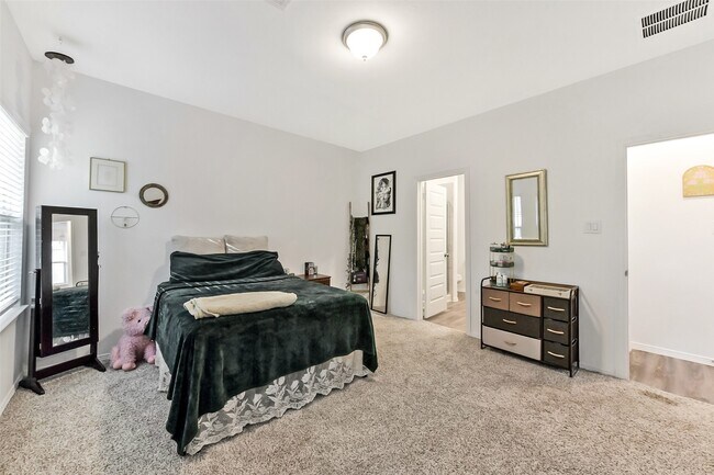 Building Photo - 21030 Voyage Ln