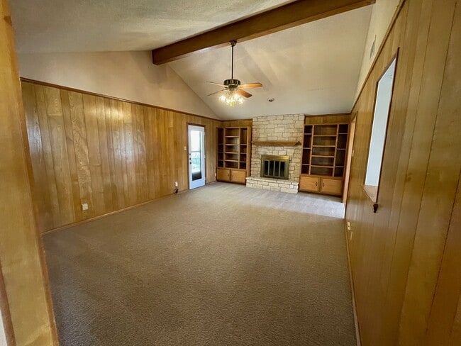 Building Photo - 11509 Sombrero Dr