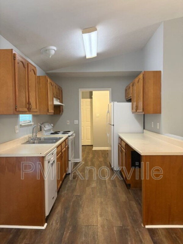 Building Photo - 4136 Larigo Dr