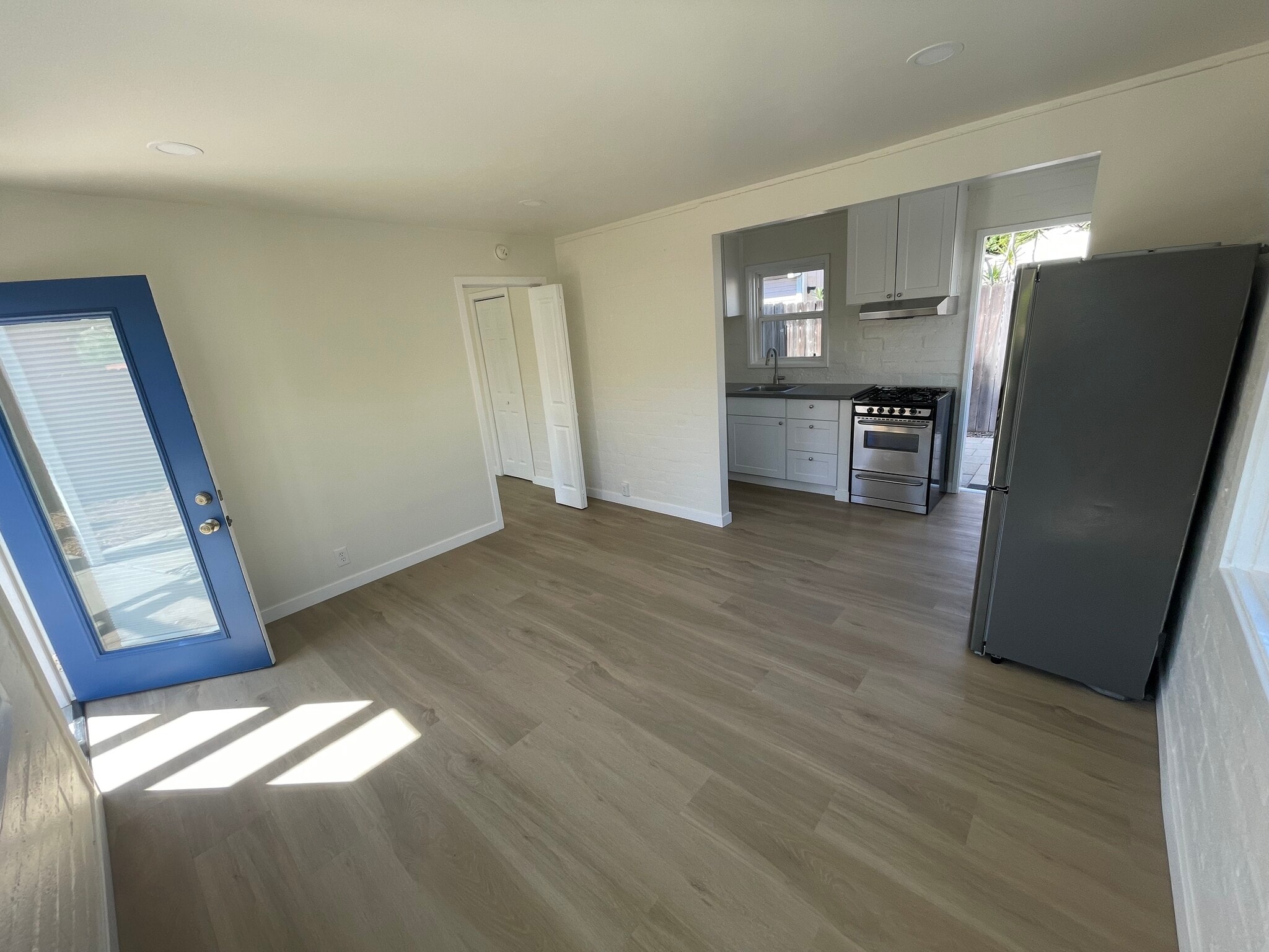 Bedroom door and kitchen - 324 S Freeman St