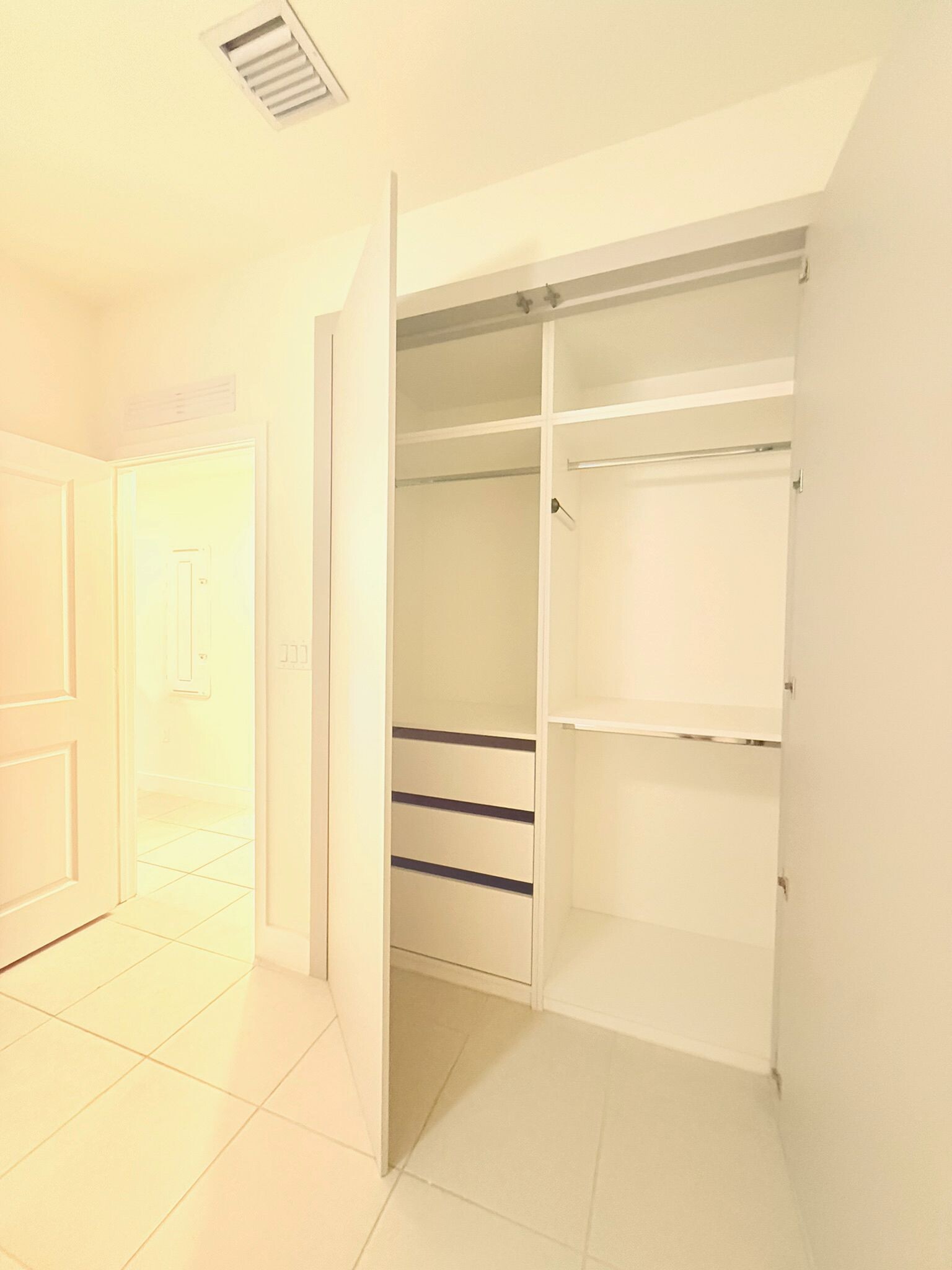 Building Photo - 8001 NW 41st St