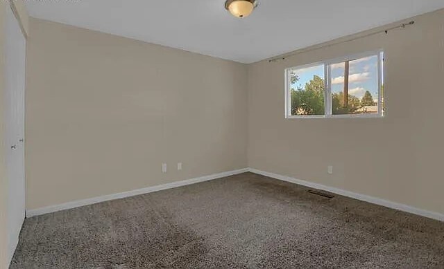 Building Photo - 1680 Luna Dr