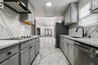 Building Photo - 23726 Summer Pine Dr