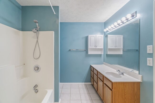 Building Photo - 1034 Brittany Deanne Ln