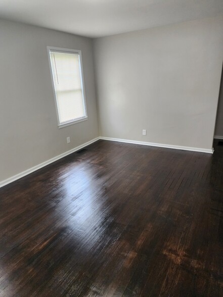 Building Photo - 208 Pierson Blvd