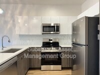 Building Photo - 1665 Midtown Pl