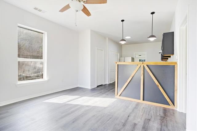 Building Photo - 407 Bonham St