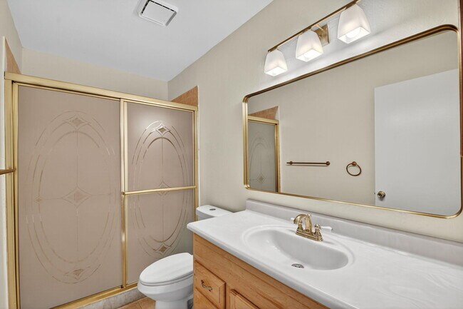 Building Photo - 2701 Waterview Cir