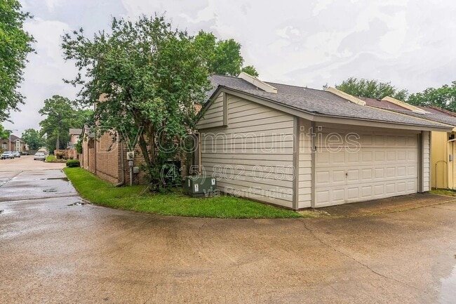 Building Photo - 4702 N Cashel Cir