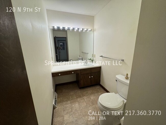 Building Photo - 120 N 9th St